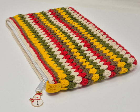 Handgehäkelte Kosmetiktasche