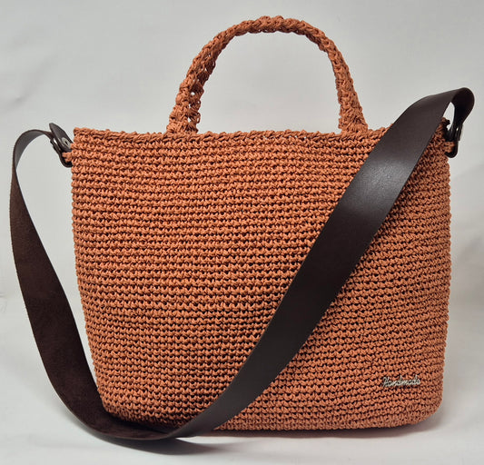 Papiergarn-Tasche,Häkeltasche mit Innentasche und Kunstlederträger – lachsbraun | handmade by dudest