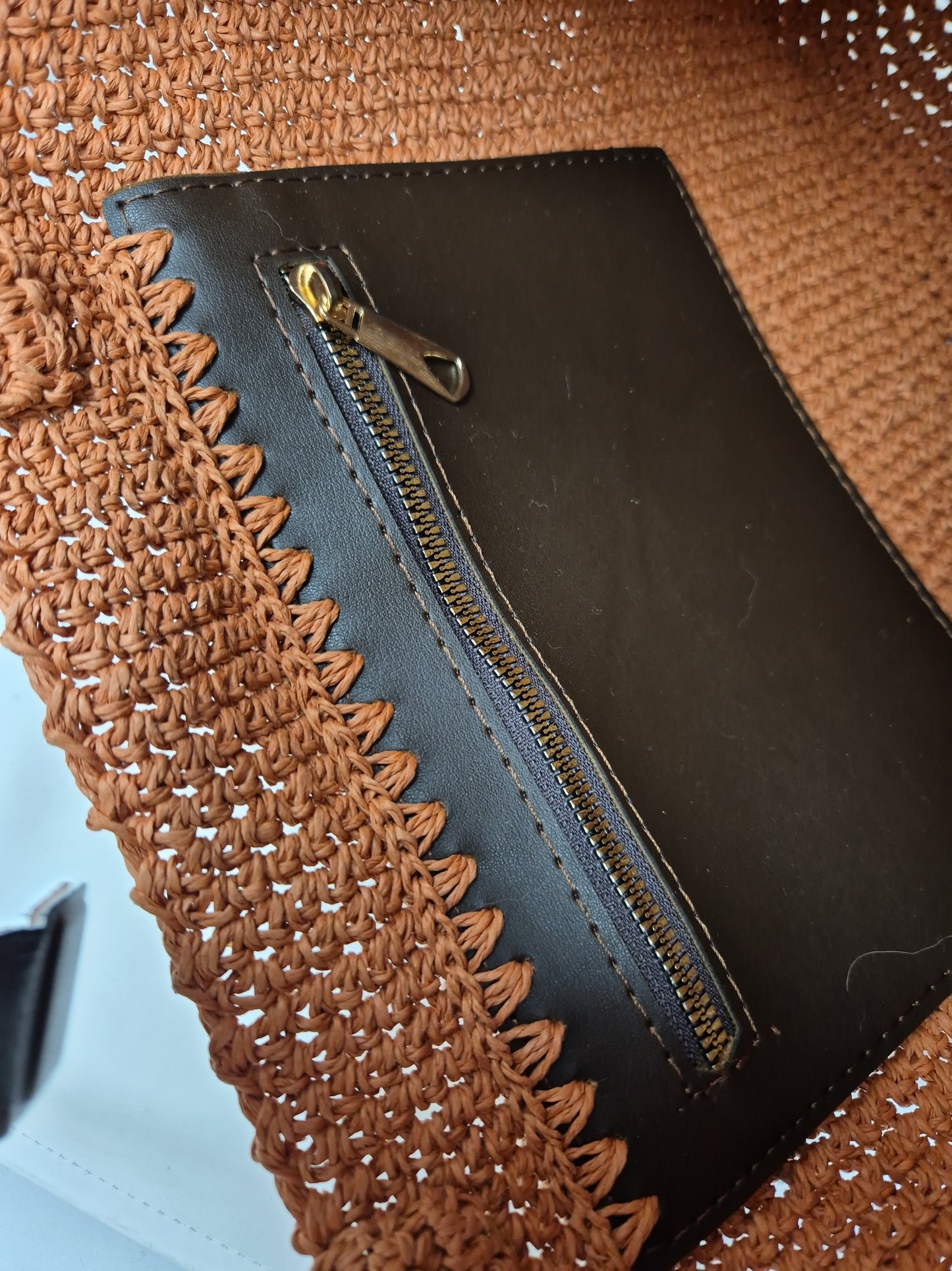 Papiergarn-Tasche,Häkeltasche mit Innentasche und Kunstlederträger – lachsbraun | handmade by dudest