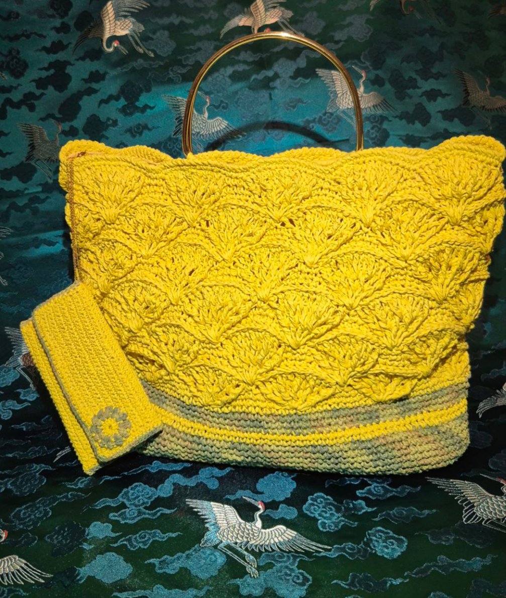 Sarîn - Goldene Eleganz- Mode Accessoires für Frauen